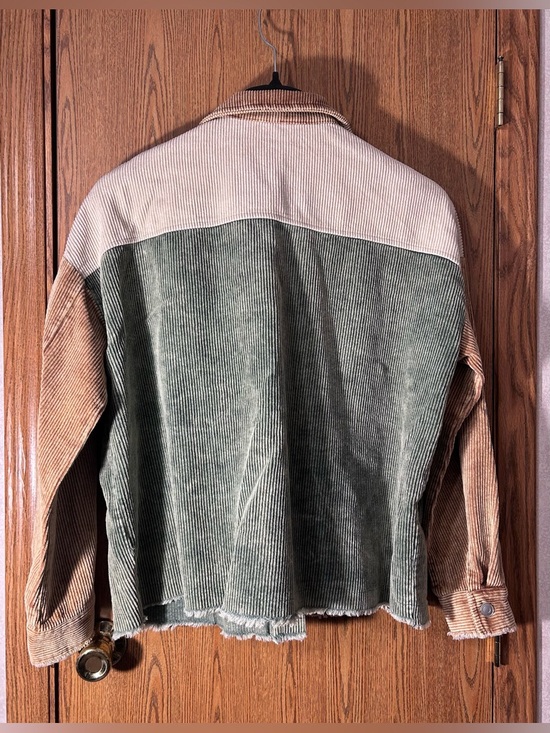 Entro Raw Hemmed Boho Patchwork Lightweight Shacket - Picture 5 of 5